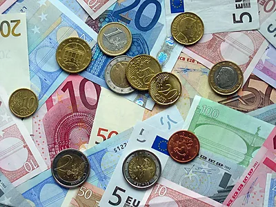 Banconote e monete in euro